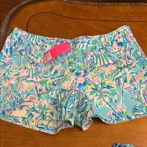 Lilly Pulitzer Ocean View Cabana cocktail Shorts in Blue and Pink XL new